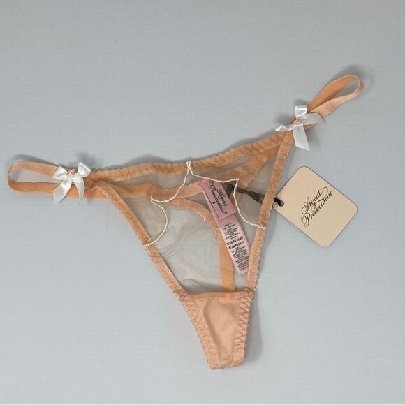 Agent Provocateur Lorna Nude White Thong AP3 Medium NWT - Picture 1 of 13